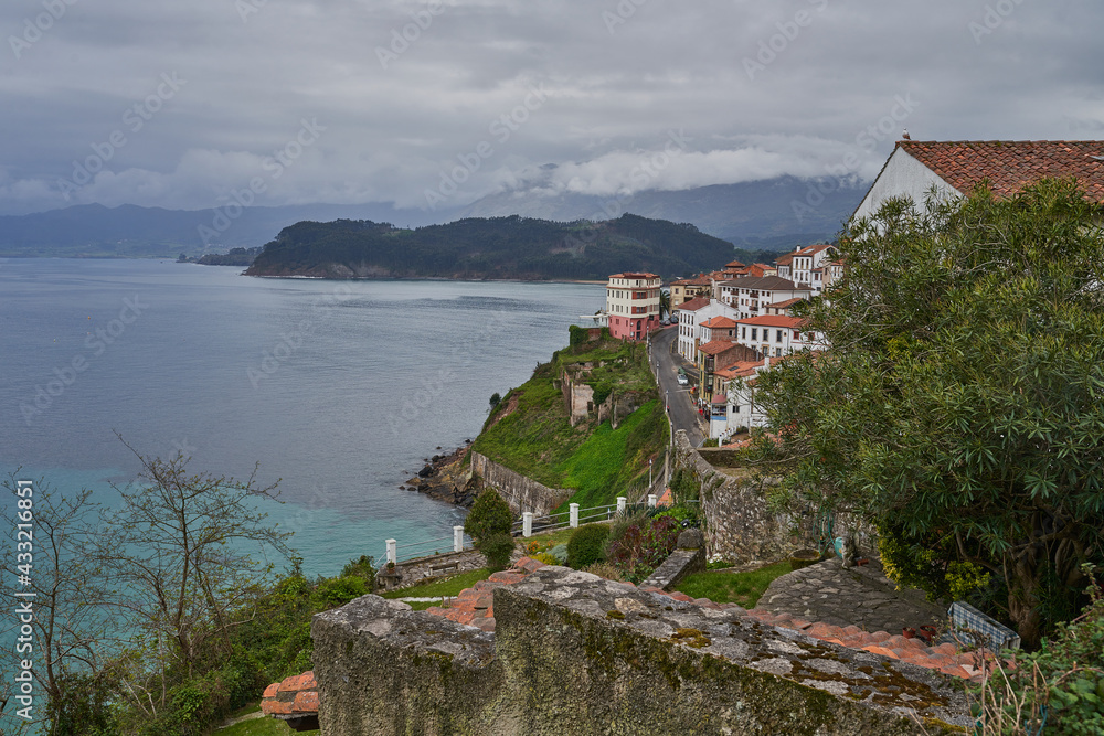 Lastres, (Llastres). Picturesque town belonging to the council of Colunga in Asturias (Asturies). Beautiful town with a great seafaring tradition.