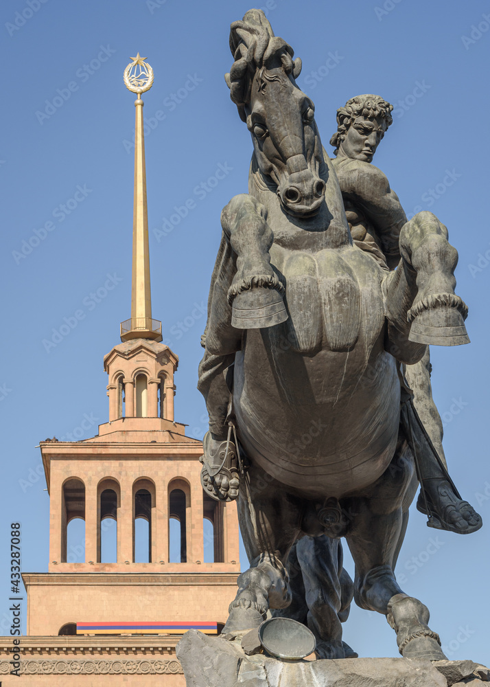 Fototapeta premium Yerevan train station