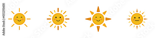 Foto Conjunto de sol amarillo con caritas felices