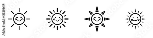 Foto Conjunto de iconos de sol amarillo con caritas felices