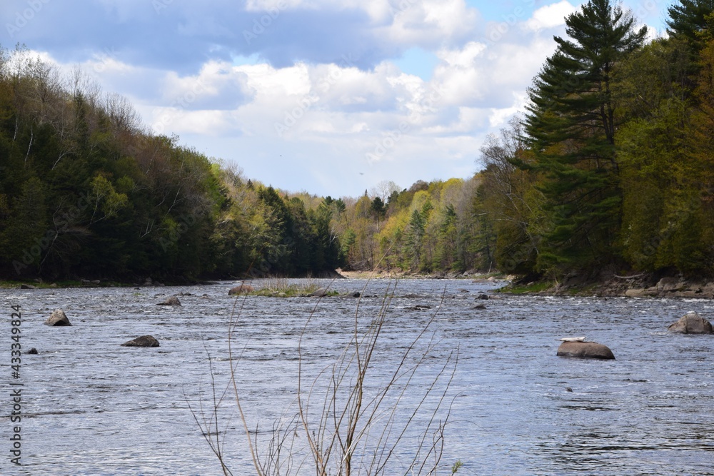 Maddington falls in southern Quebec
