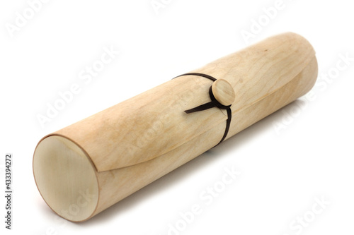 Fotografia Wooden cylinder tube, gift box