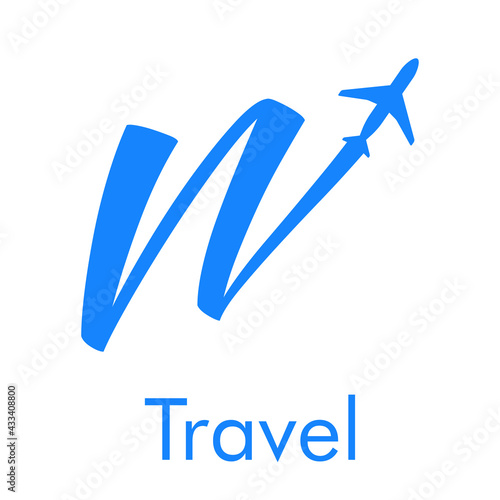Logotipo Travel con letra w dibujada a mano con silueta de avión en color azul