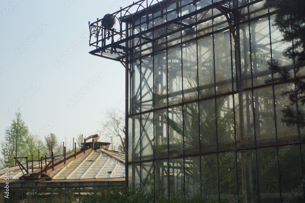 construction, building, architecture, steel, glass, industry, structure, greenhouse, metal, roof, scaffolding, sky, interior, site, industrial, business, window, old, glasshouse, frame, house, new, bl