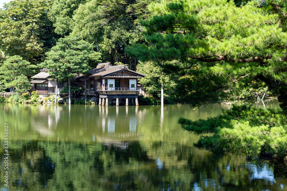 初秋の金沢旅行　日本三名園の一つ・特別名勝兼六園