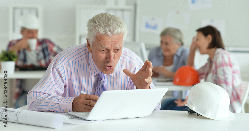 Group of business people Group of business people
