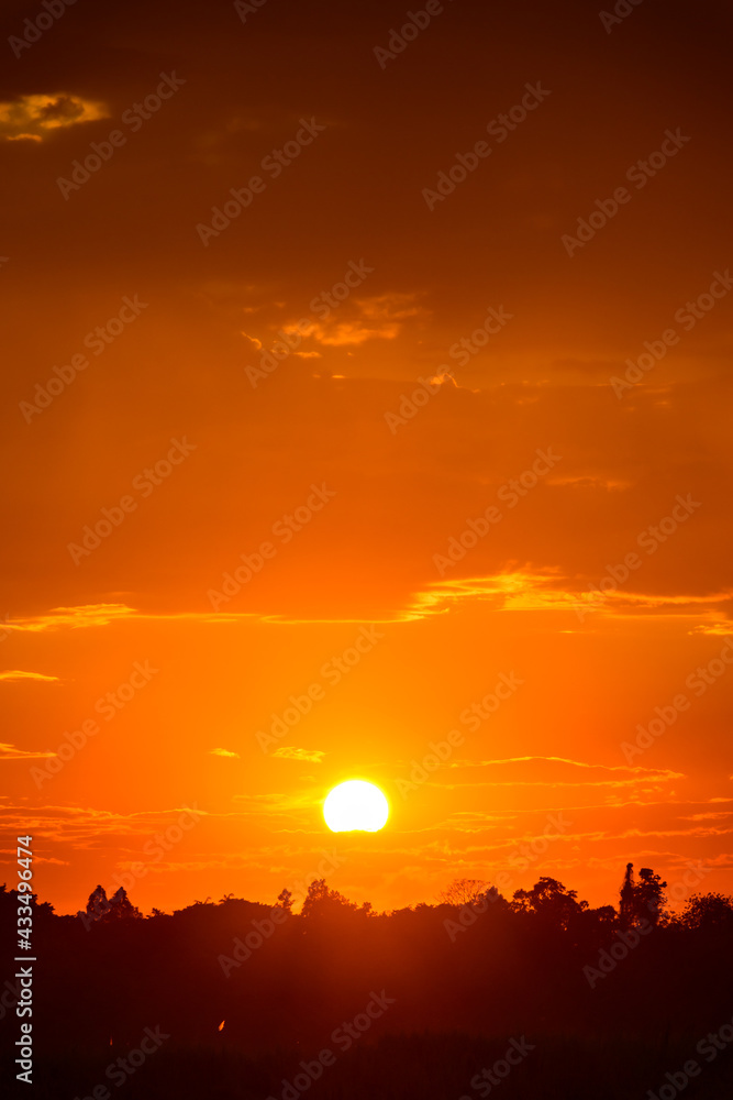 Naklejka premium sunset in the sky