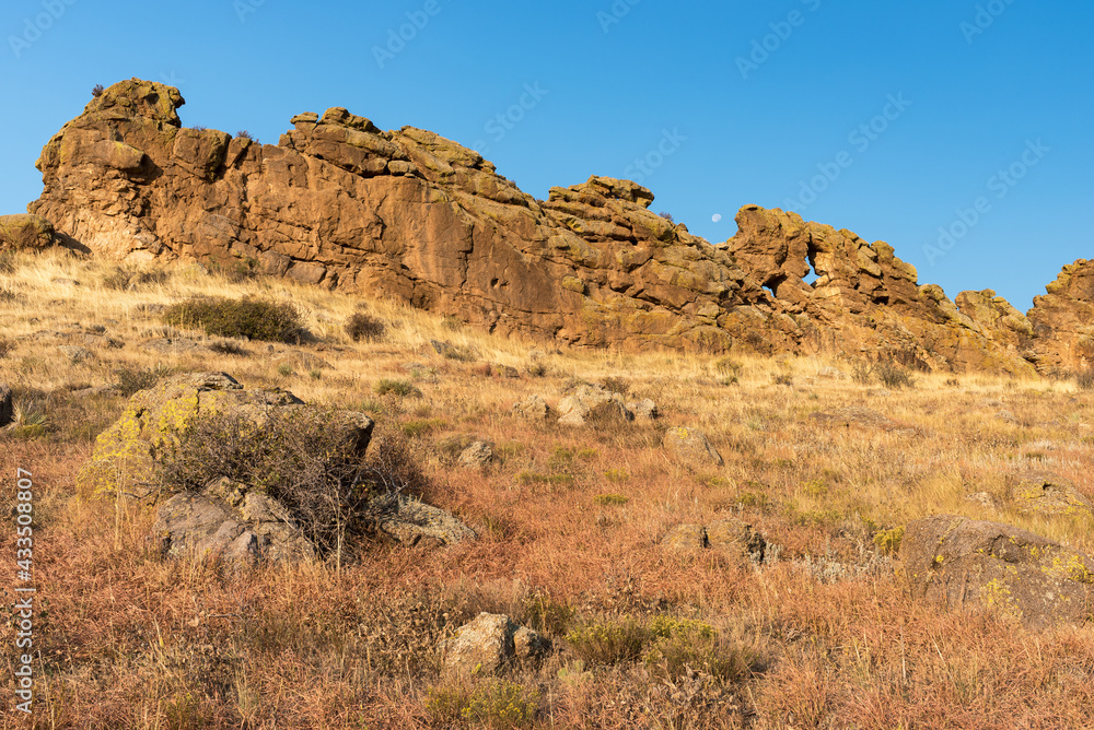 Devil's Backbone Geologic Formation is located in Larimer County west of Loveland Colorado.
Recreational trails give access to this dramatic region in a natural Open Space area.