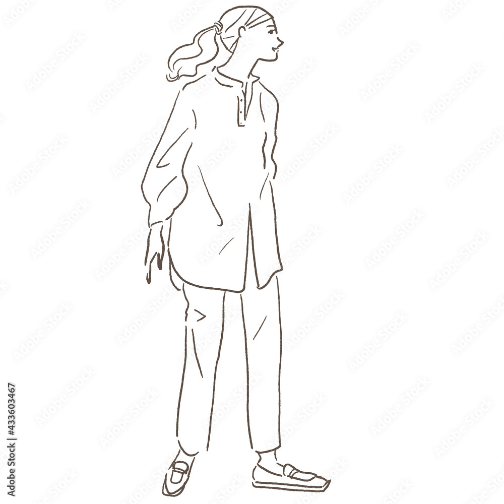 シャツを着た女性 シャツを着た女性
