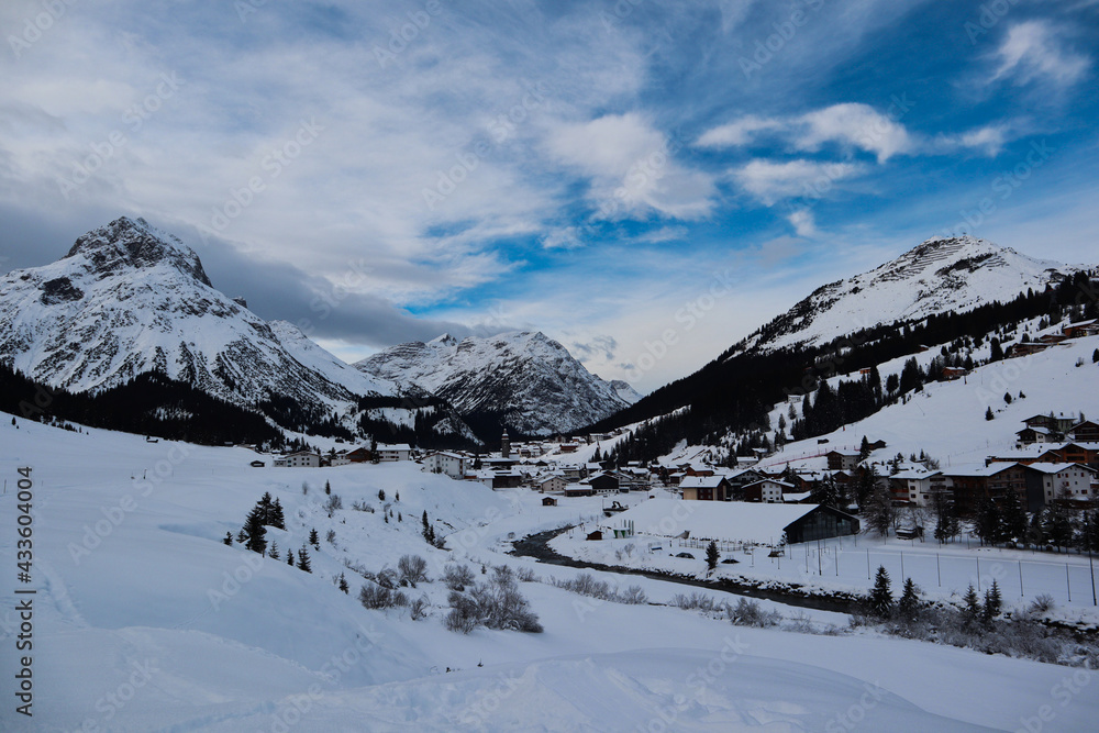 Obraz premium beautiful snowy lech-zuers