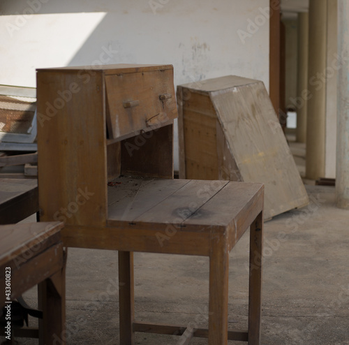 table and chairs