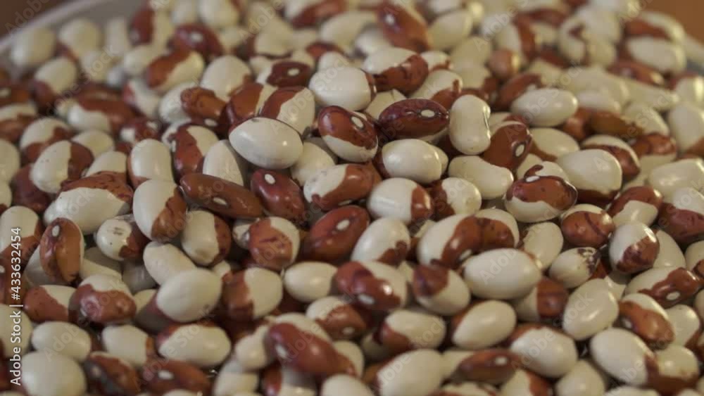 beans, kidney bean. Organic food background of ripe beans. Cultivation of safe and healthy food ingredients. Production of natural, environmentally friendly products. Healthy diet. beans, kidney bean. Organic food background of ripe beans. Cultivation of safe and healthy food ingredients. Production of natural, environmentally friendly products. Healthy diet.