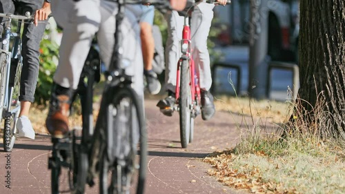 cycle_path_curve