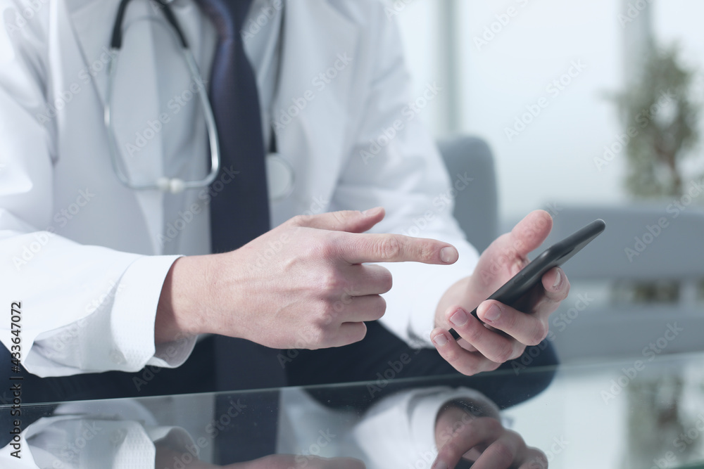 Doctor working in the clinic consults the patient Doctor working in the clinic consults the patient