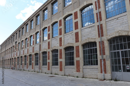 L'ESADSE, école supérieure d'art et design, à la cité du design, vue de l'extérieur, ville de Saint Etienne, département de la Loire, France