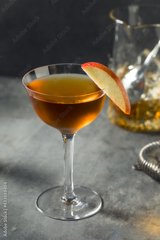 Boozy Refreshing Angel Face Cocktail Boozy Refreshing Angel Face Cocktail