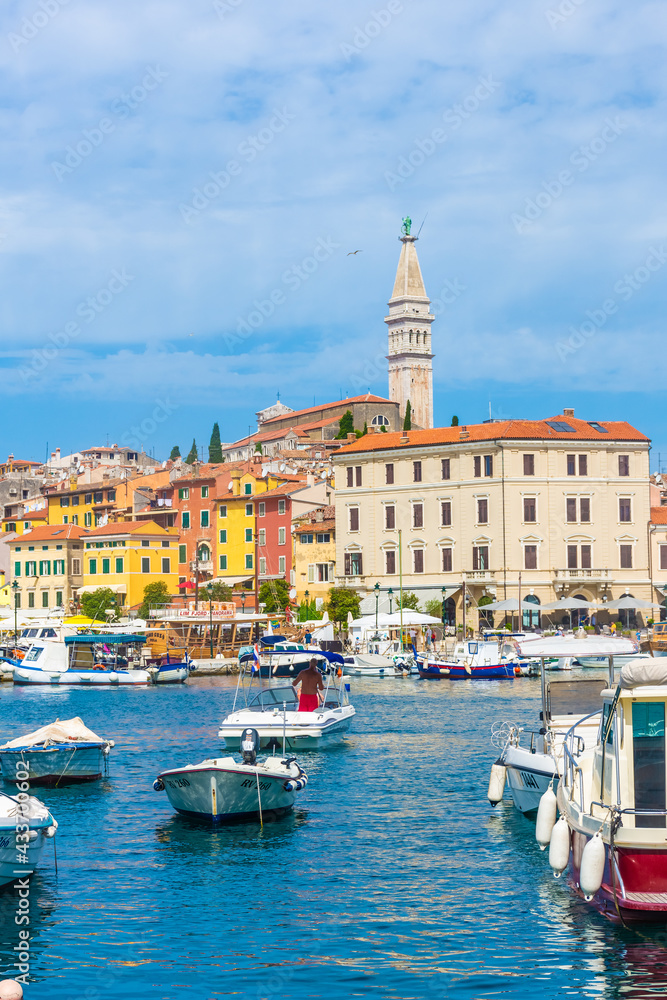 Fototapeta premium ROVINJ, CROATIA, 14 AUGUST 2019: Harbor of Rovinj