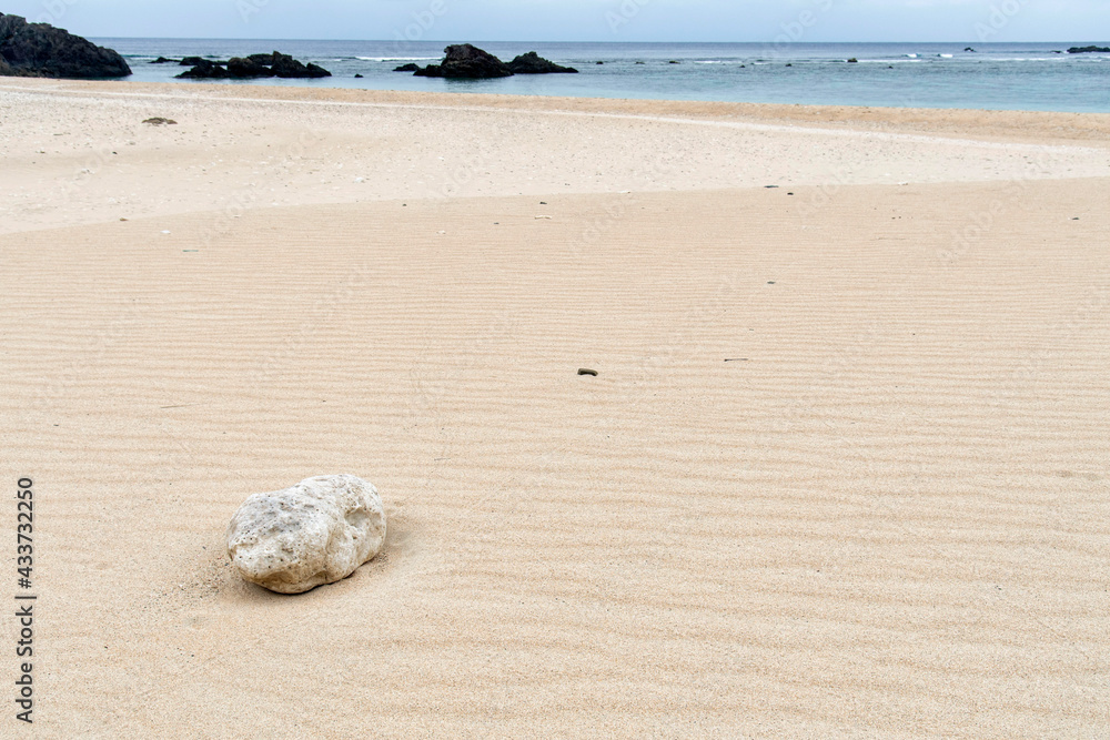 奄美群島　加計呂麻島の徳浜