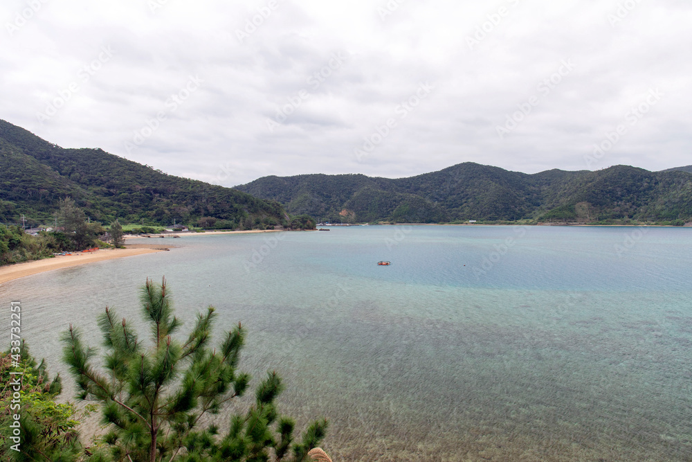 Fototapeta premium 奄美群島 加計呂麻島の生間