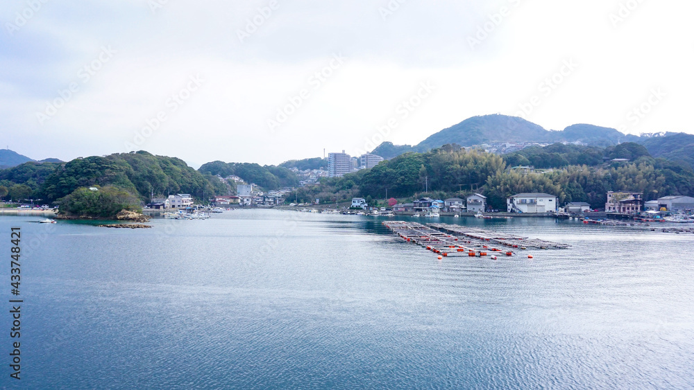 Obraz premium 九十九島の養殖の風景
