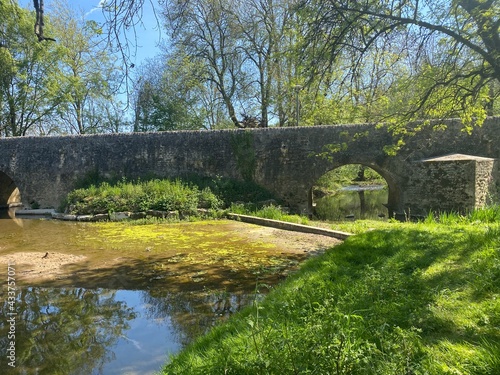 Pont médiéval de Celle-Lévescaut