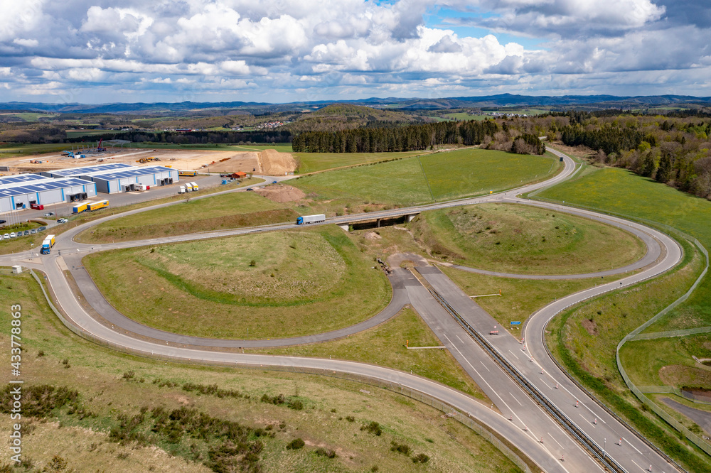 Autobahnende A 1 bei Kelberg (Rheinland-Pfalz) - Luftbild