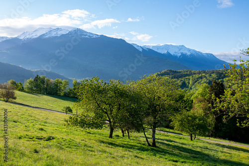 Paysage du Parc Naturel Régional des Bauges en Savoie en France dans les montagnes des Alpes © michel