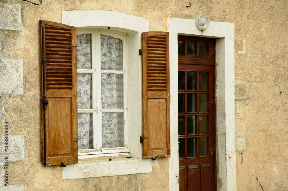 Fototapeta premium MONTREUILLON FRANCIA DETALLES
