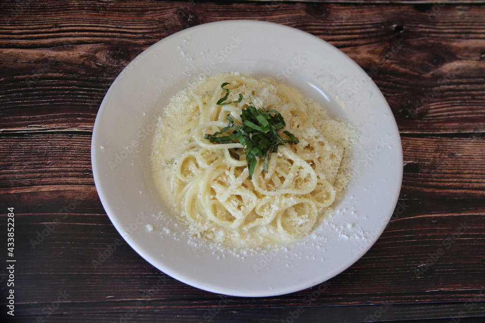 Alfredo Alfredo