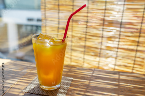 窓際ジュース サマータイム