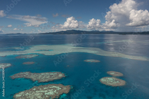 Vol en drone sur le lagon de Mayotte