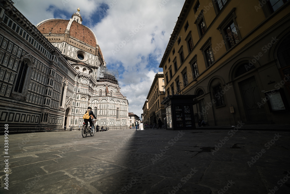 Sunny day on the Florence cathedral
