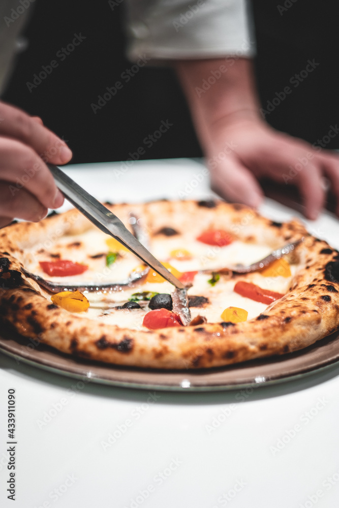 ristorante pizza pizzeria mortadella salami pizzas tomato mozzarella pomodori kitchen cuisine restaurant prosciutto basilico - Luca Baldereschi