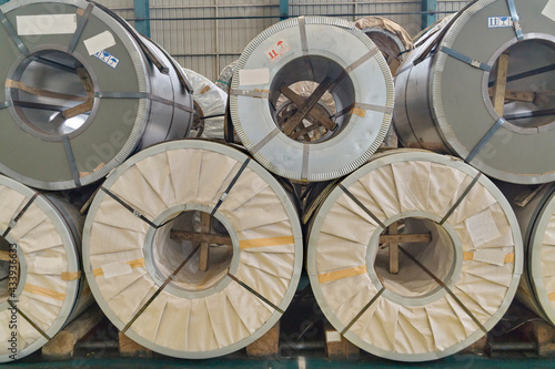 Rolled steel sheet in coil, slitting coil, plate storage in factory warehouse