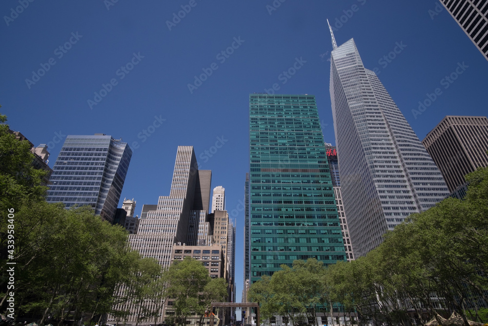 City urban buildings bridge roof newyork milan american oculus flatiron color chinatown skyscraper