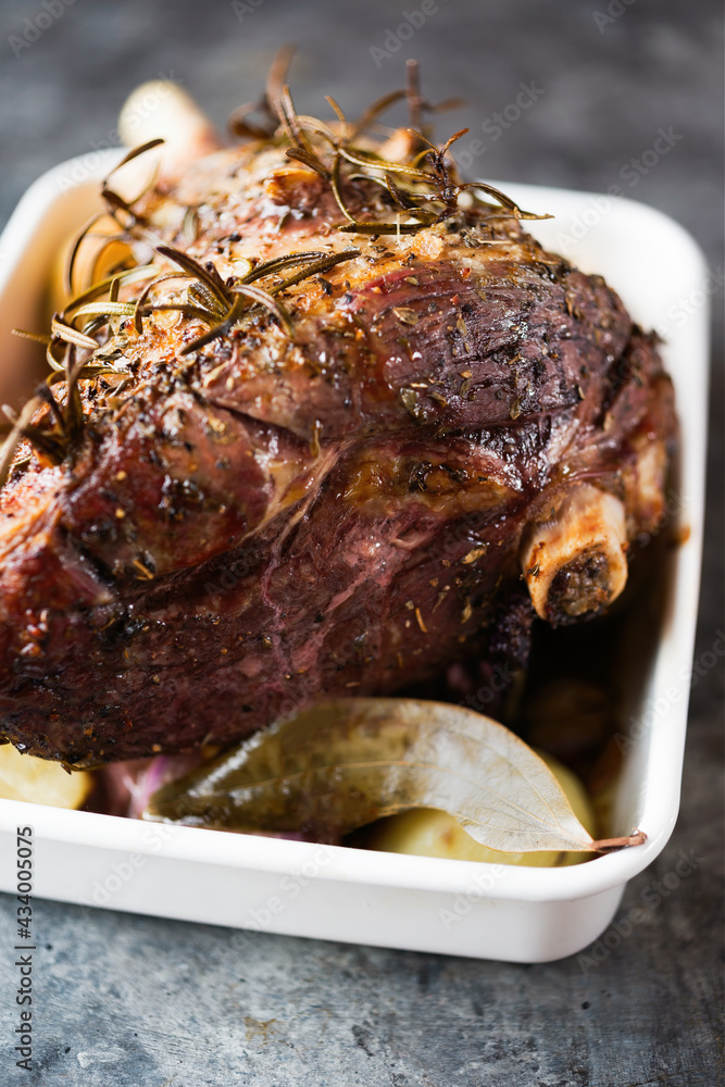 roasted lamb leg