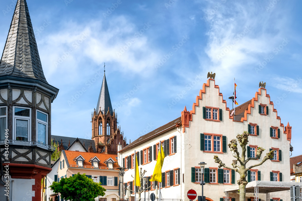 Town hall and market square in Oppenheim am Rhein, Germany