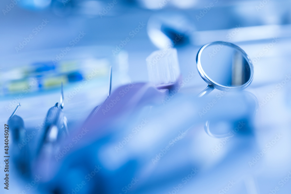 Close-up Dental Instruments Close-up Dental Instruments