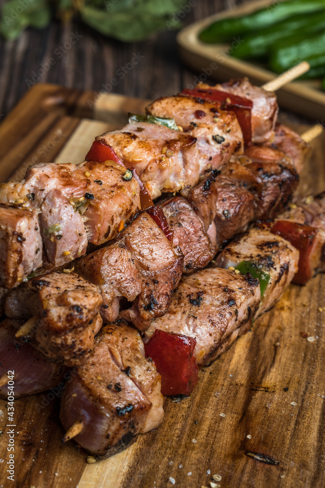 Mount of turkey Moorish skewer with peppers, bbq sauce and peppercorns