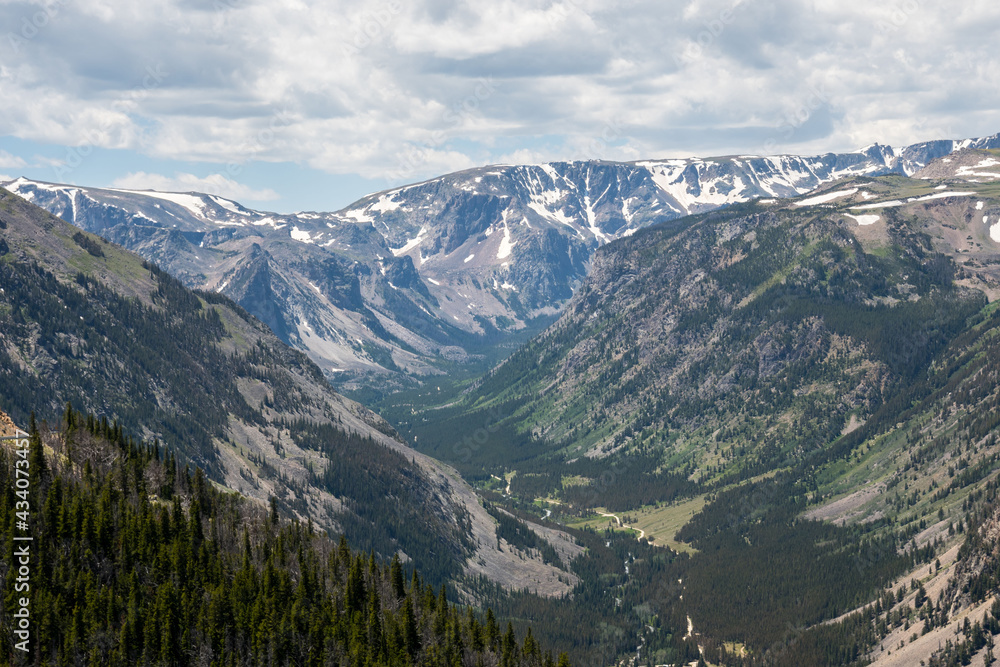 An overlooking view of nature in Custer National Forest, Montana