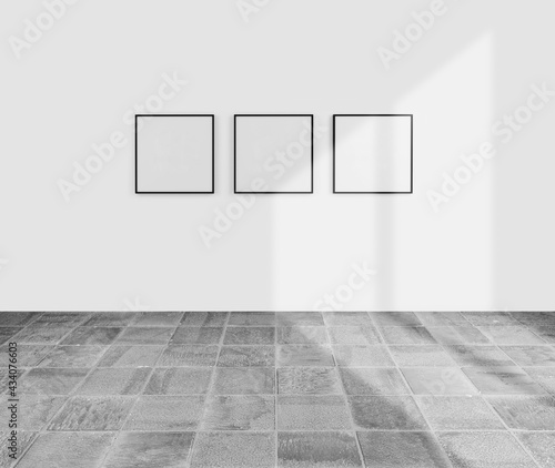 floor and wall with empty frame © ClaudioArnese