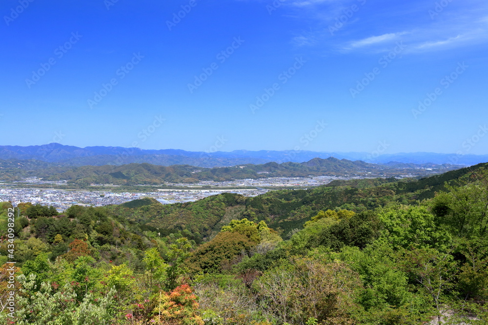 Naklejka premium 波介山高山展望所からの眺望 春 (高知県 土佐市)