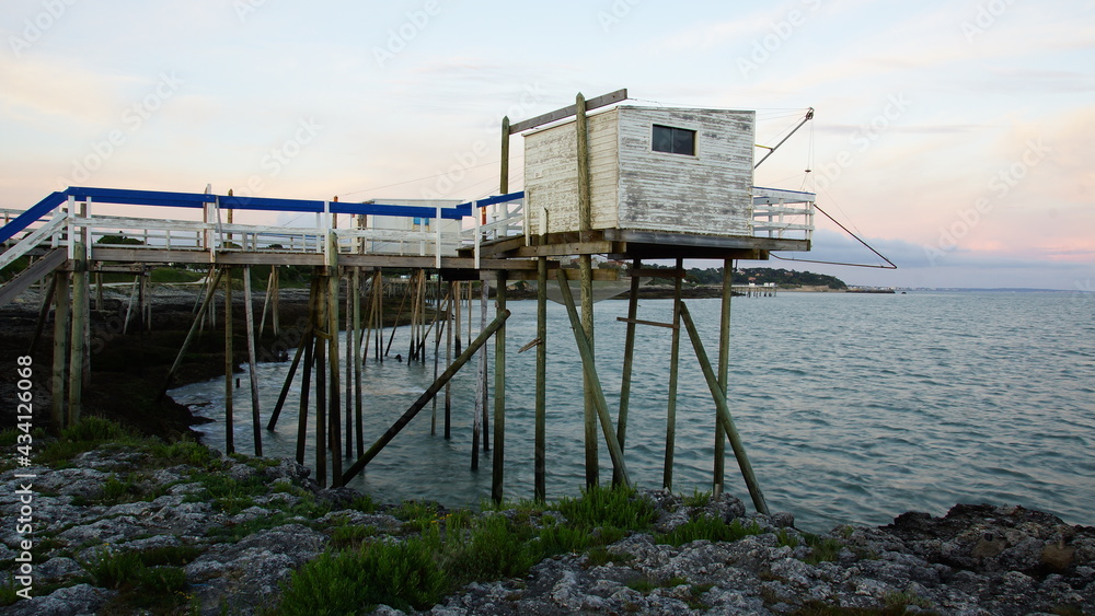 Carrelet pêcherie à Saint-Palais-Sur-Mer