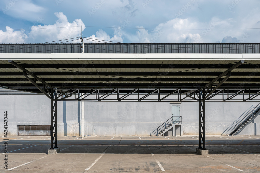 Car park slot with metal roof covered and warehouse distribution Car park slot with metal roof covered and warehouse distribution