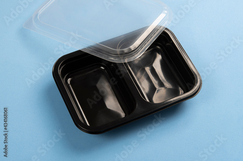 Plastic container for food delivery service