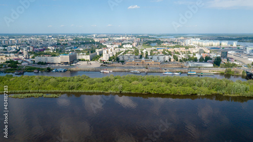 The building of the Nizhny Novgorod Fair on the bank of the Oka River in Nizhny Novgorod © KVN1777