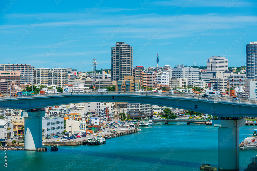 Obraz premium City of Naha City, Okinawa Island, Japan