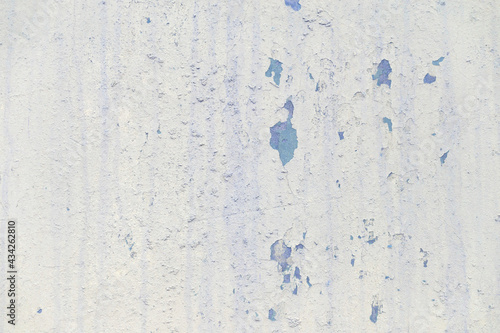 Wall with cracked paint