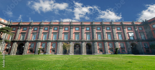 Valokuva exterior of Royal Palace in Capodimonte park