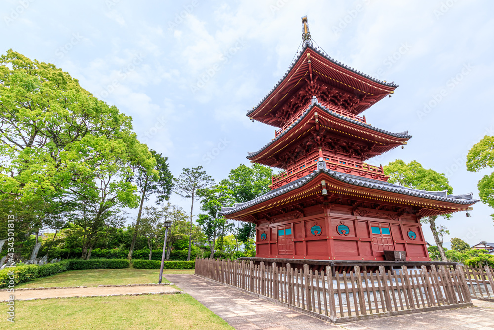 豊前国分寺 三重塔 福岡県京都郡 Buzenkokubunji temple Three-storied pagoda Fukuoka-ken Miyako-gun 豊前国分寺 三重塔 福岡県京都郡 Buzenkokubunji temple Three-storied pagoda Fukuoka-ken Miyako-gun